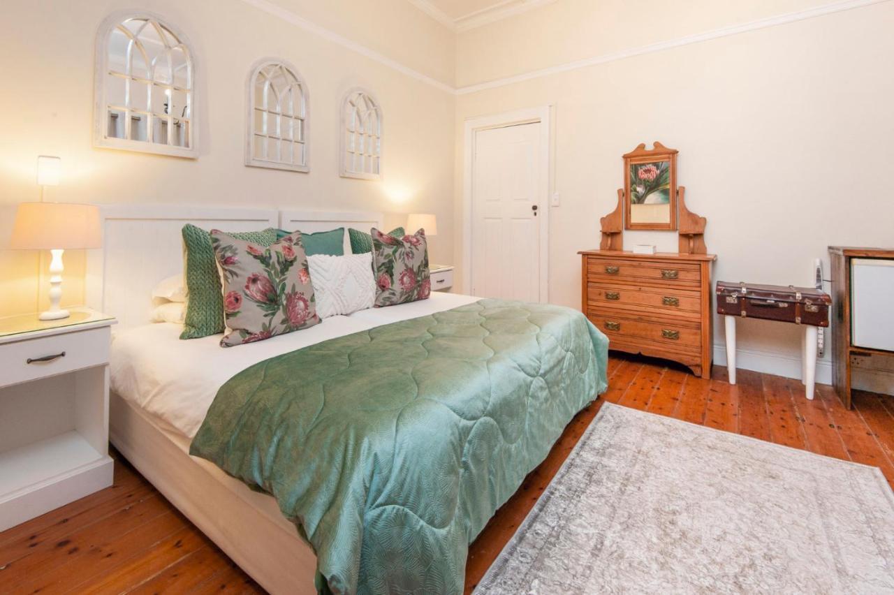 Cliff Cottage Hermanus Bagian luar foto